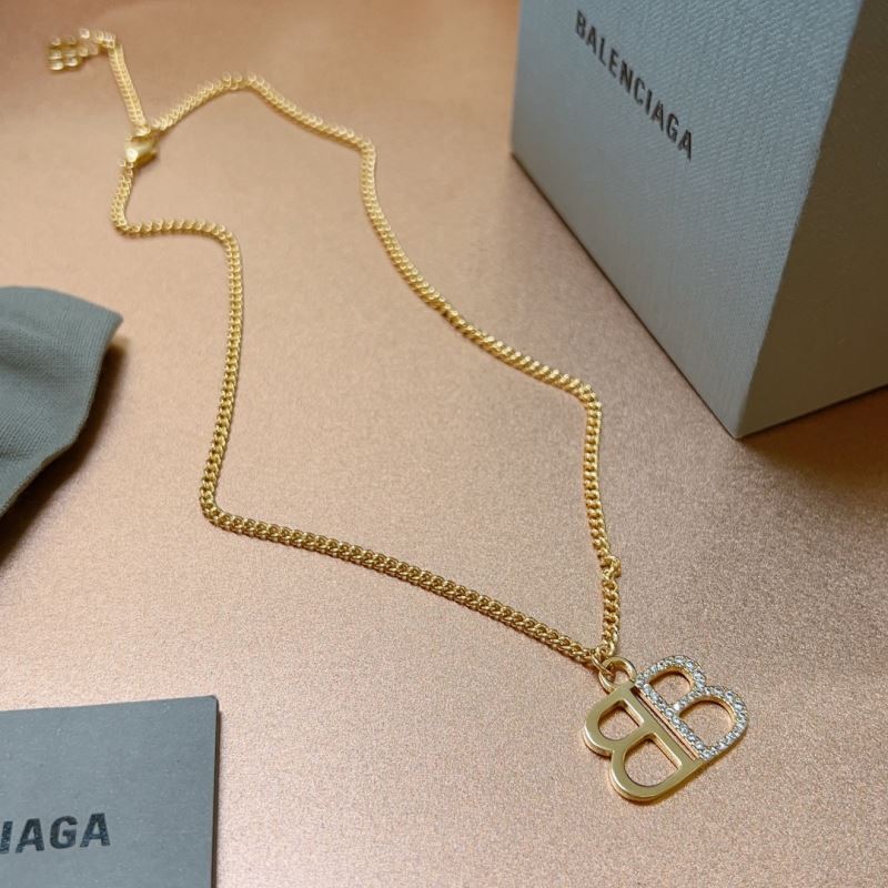 Balenciaga Necklaces - Click Image to Close